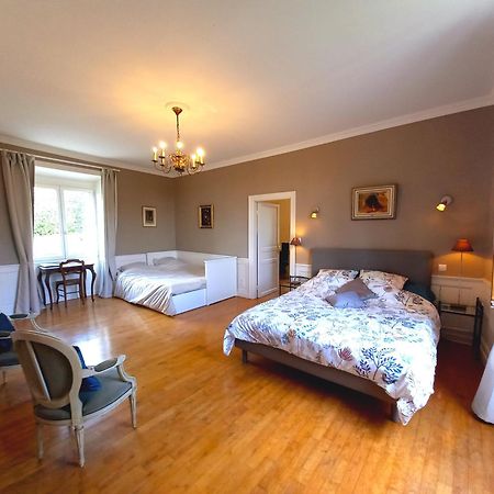 Au Pays De Jacquou : Chambre D'Hotes Et Table D'Hotes Fossemagne Екстериор снимка