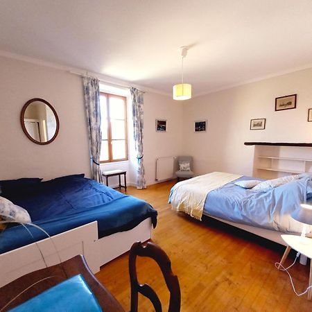 Au Pays De Jacquou : Chambre D'Hotes Et Table D'Hotes Fossemagne Екстериор снимка
