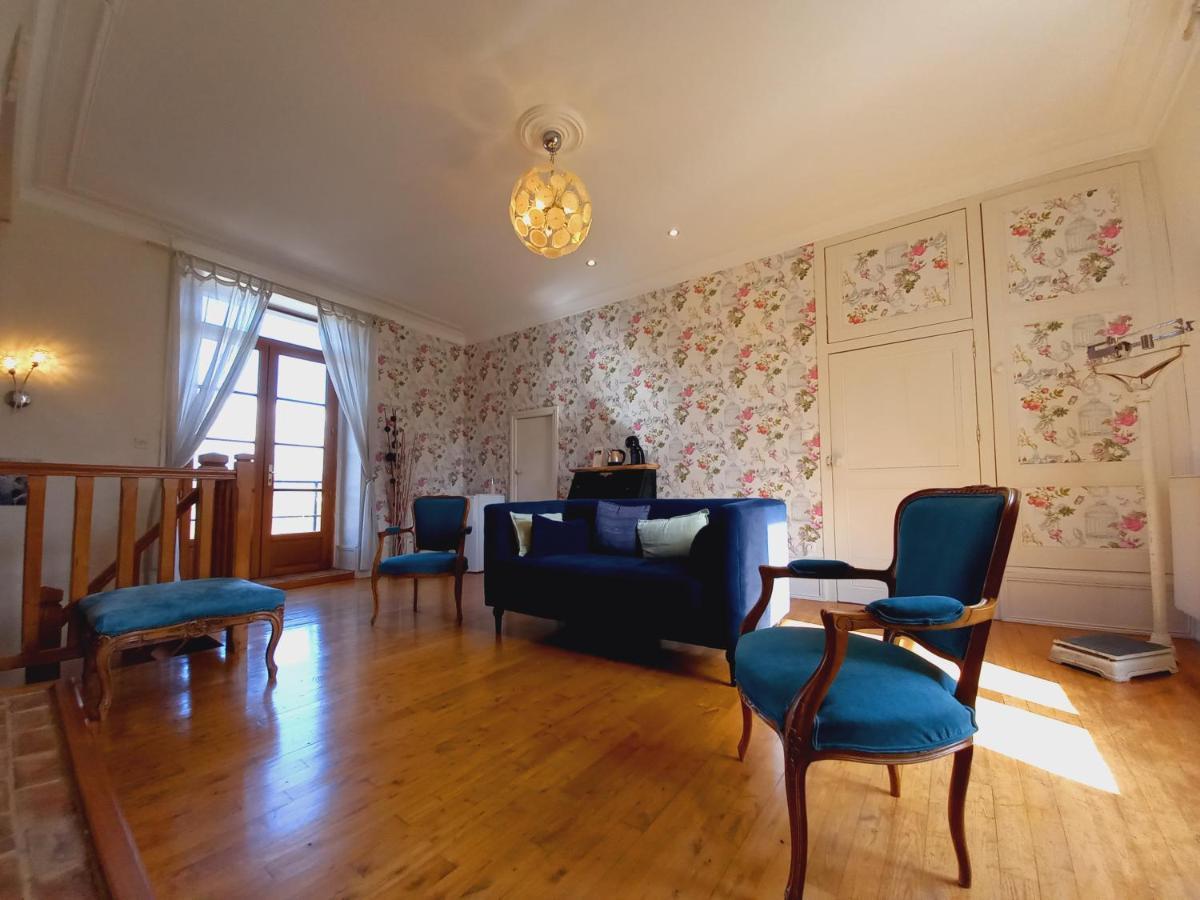 Au Pays De Jacquou : Chambre D'Hotes Et Table D'Hotes Fossemagne Екстериор снимка