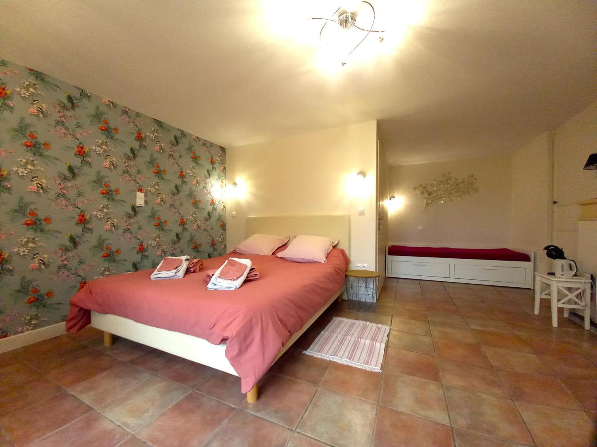 Au Pays De Jacquou : Chambre D'Hotes Et Table D'Hotes Fossemagne Екстериор снимка